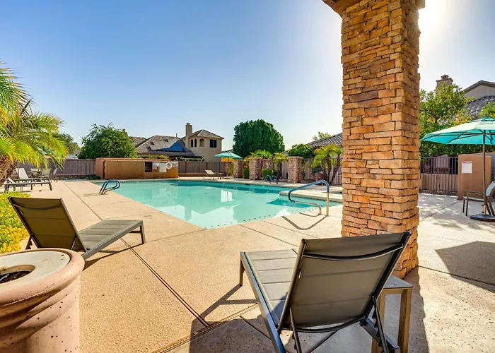 Сasa de vacaciones Relax Poolside! 6 Mi To Camelback Ranch *